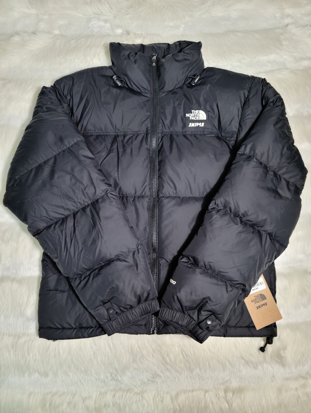 The North Face TNF x SKIMS 1996 Retro Nuptse Jacket Black Onyx Women XS NEW